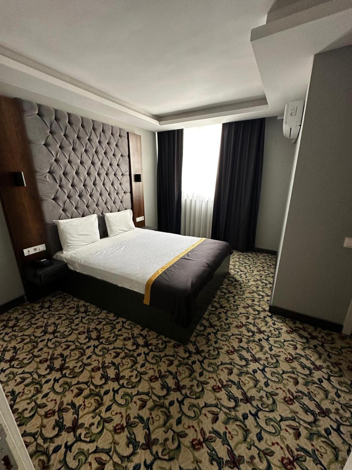 Eniza Hotel Mersin  Exterior photo