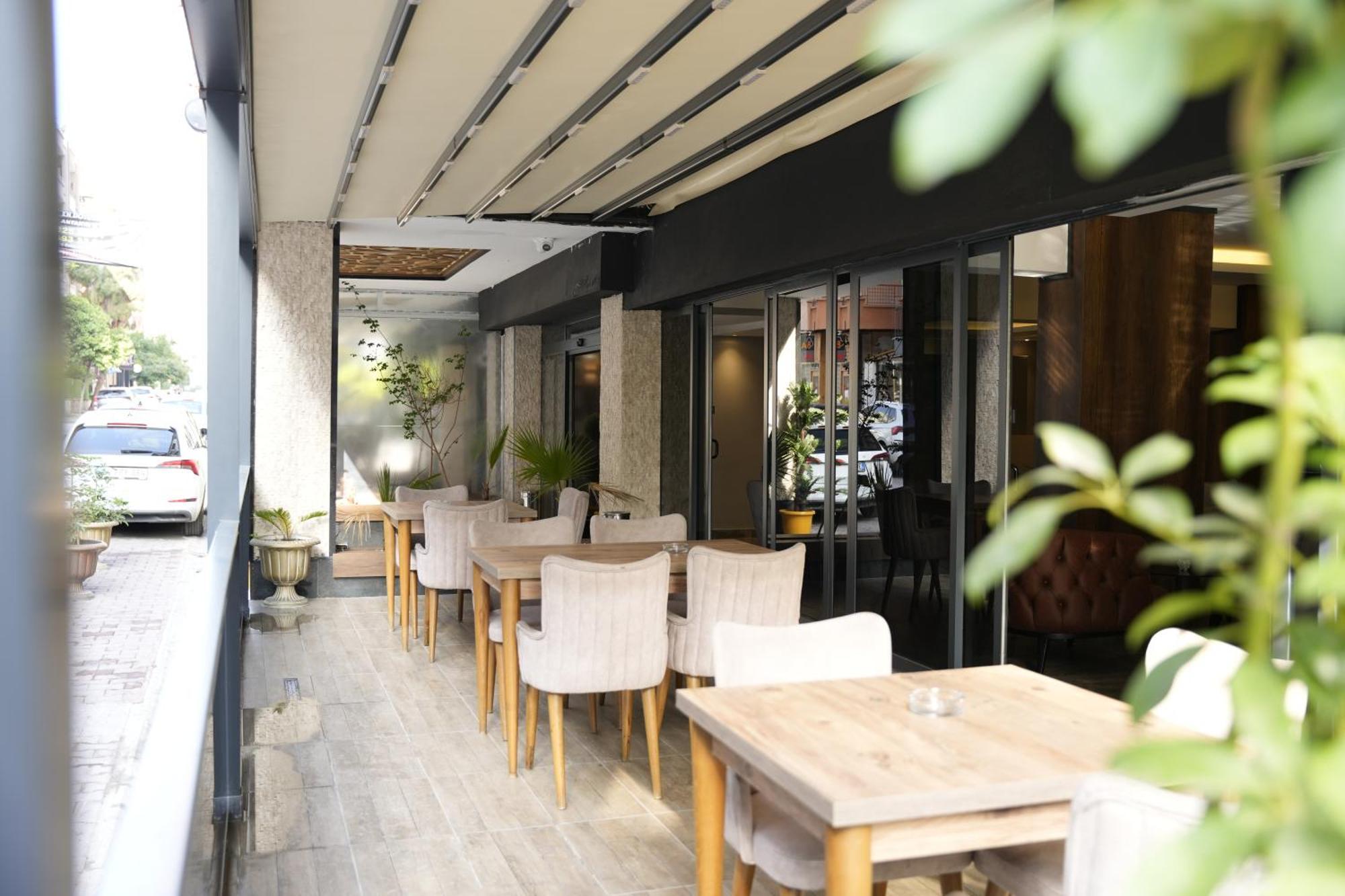Eniza Hotel Mersin  Exterior photo